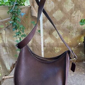 Vintage Coach Beckett Zip Dark Brown Leather No. L40 9920